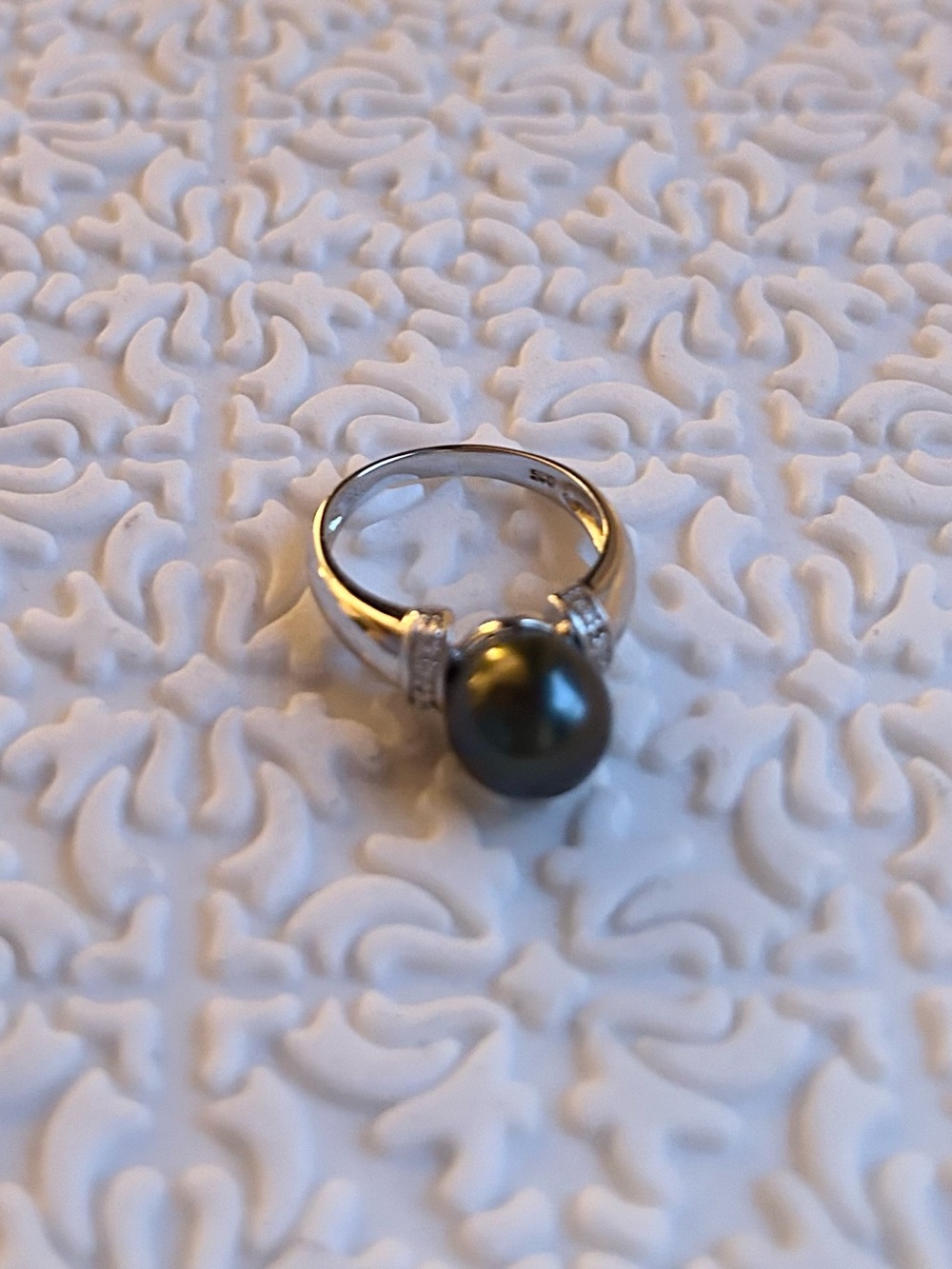 NWOT 925 Sterling Silver Clear Zircons, Genuine Black Pearl, Solitaire Ring Sz 8